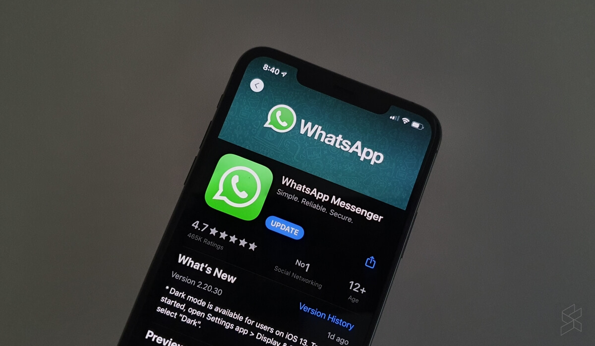 Tampilan aplikasi WhatsApp versi terbaru di Store